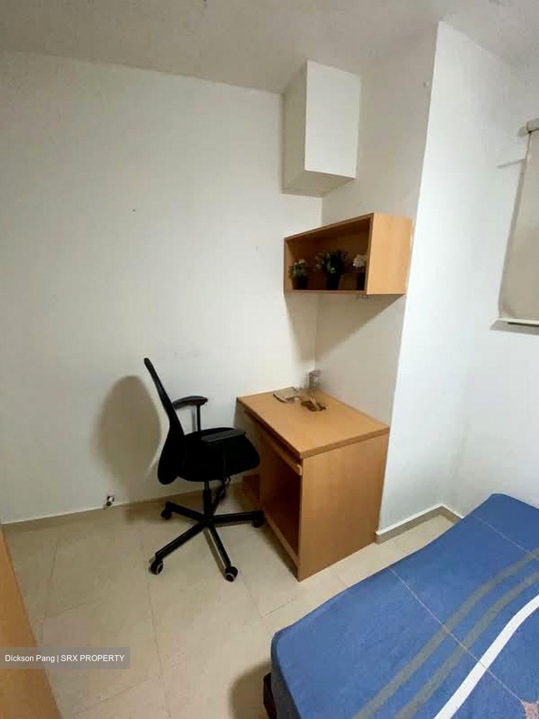 Pine Grove (D21), Condominium #559396391